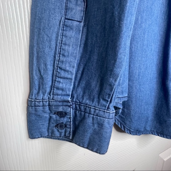 Free Heart Blue Jean Button Up - Picture 5 of 9